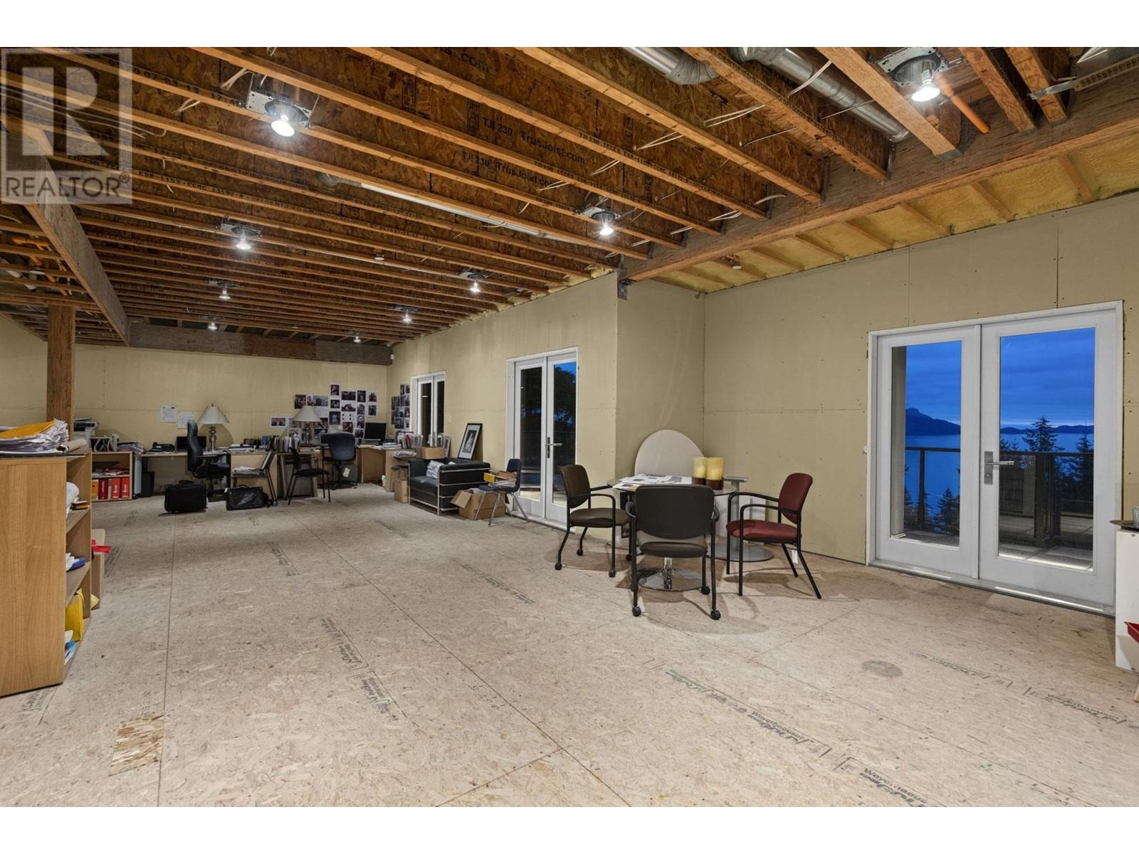 350 Bayview Road, Lions Bay, British Columbia  V0N 2E0 - Photo 39 - R2867923
