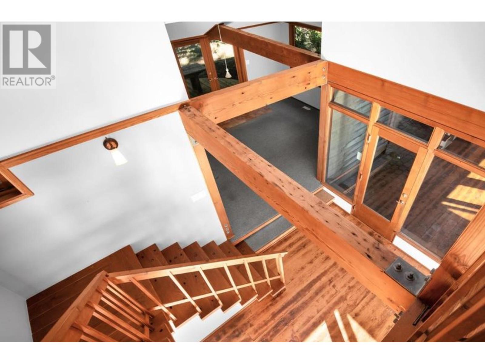 1091 Cowan Point Drive, Bowen Island, British Columbia  V0N 1G2 - Photo 10 - R2867925
