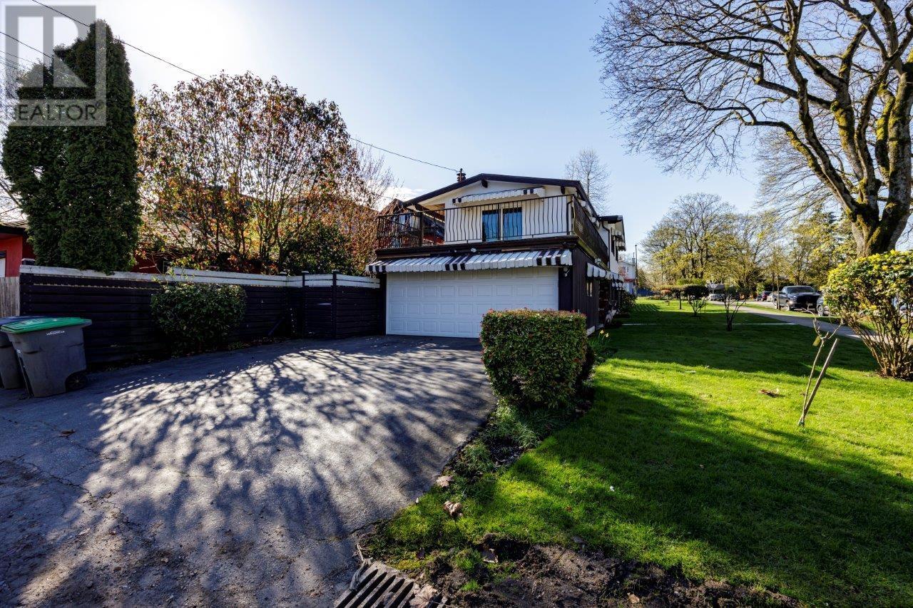 532 N Kamloops Street, Vancouver, British Columbia  V5K 4Y2 - Photo 6 - R2867934