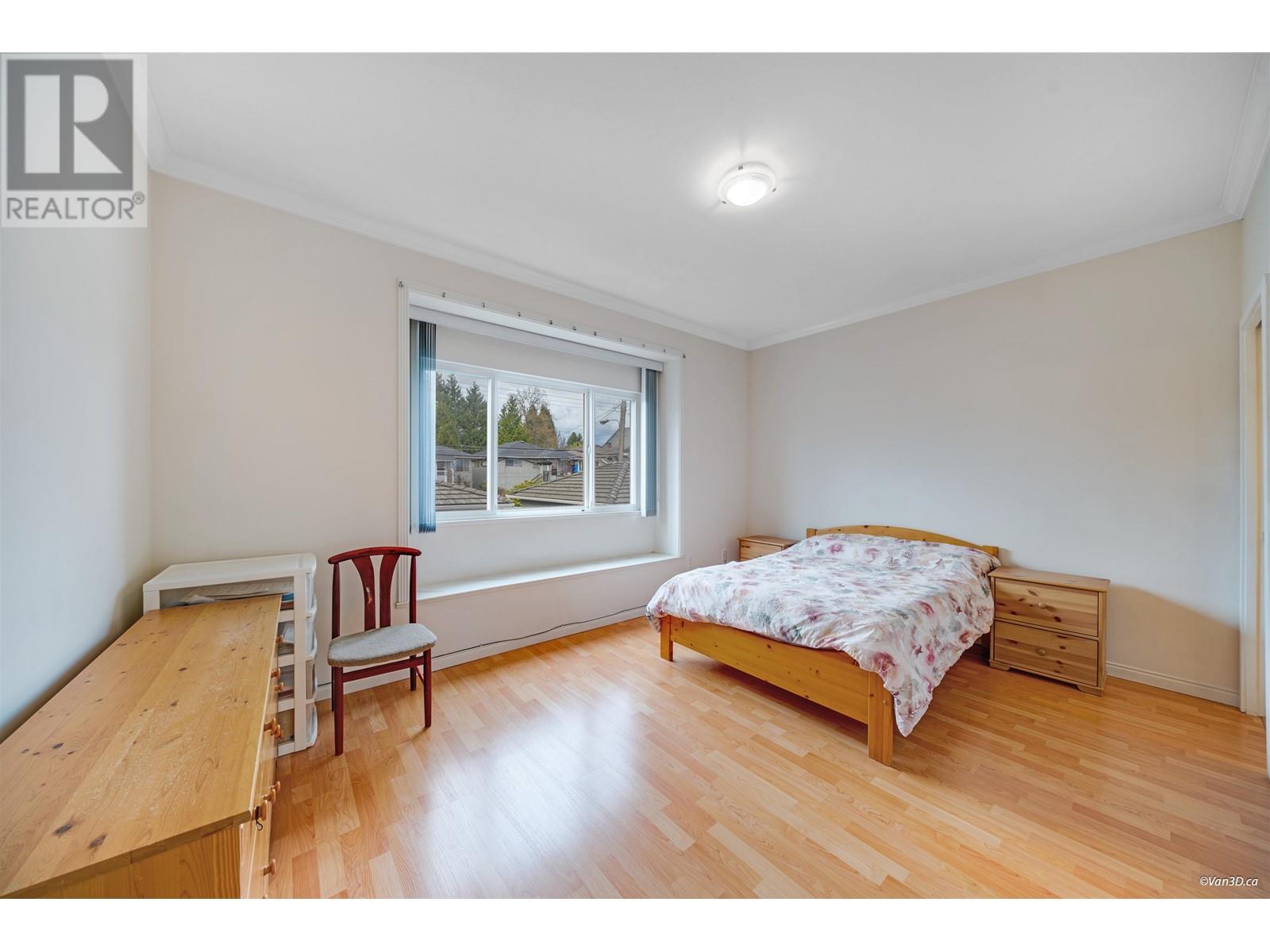 1311 E 60th Avenue, Vancouver, British Columbia  V5X 2A8 - Photo 11 - R2868024