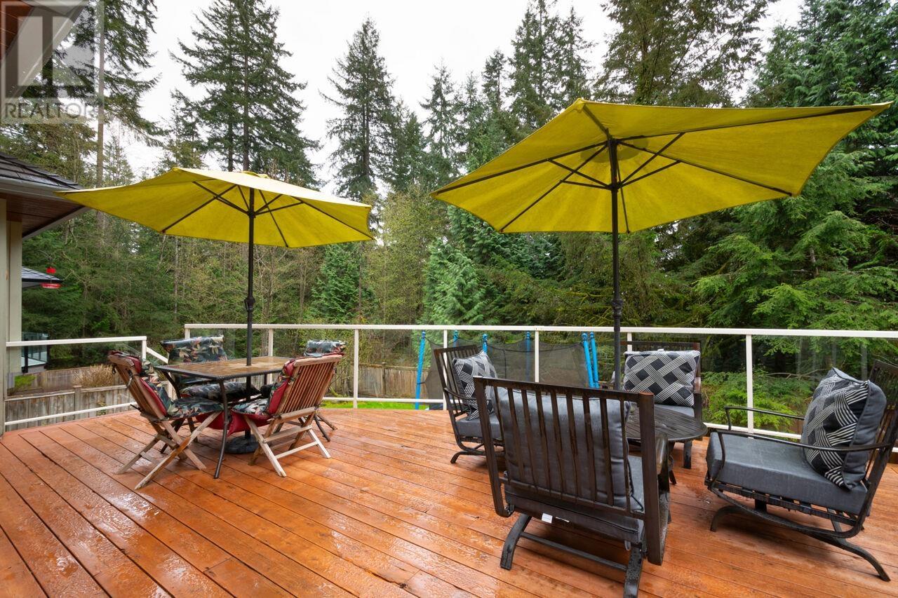 1988 Larkhall Crescent, North Vancouver, British Columbia  V7H 2Z4 - Photo 2 - R2868073