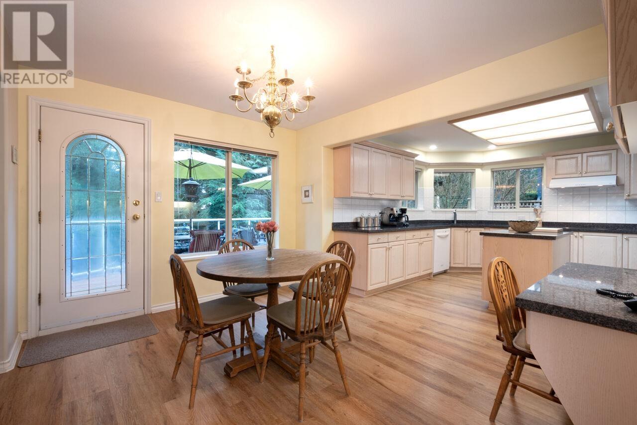 1988 Larkhall Crescent, North Vancouver, British Columbia  V7H 2Z4 - Photo 6 - R2868073