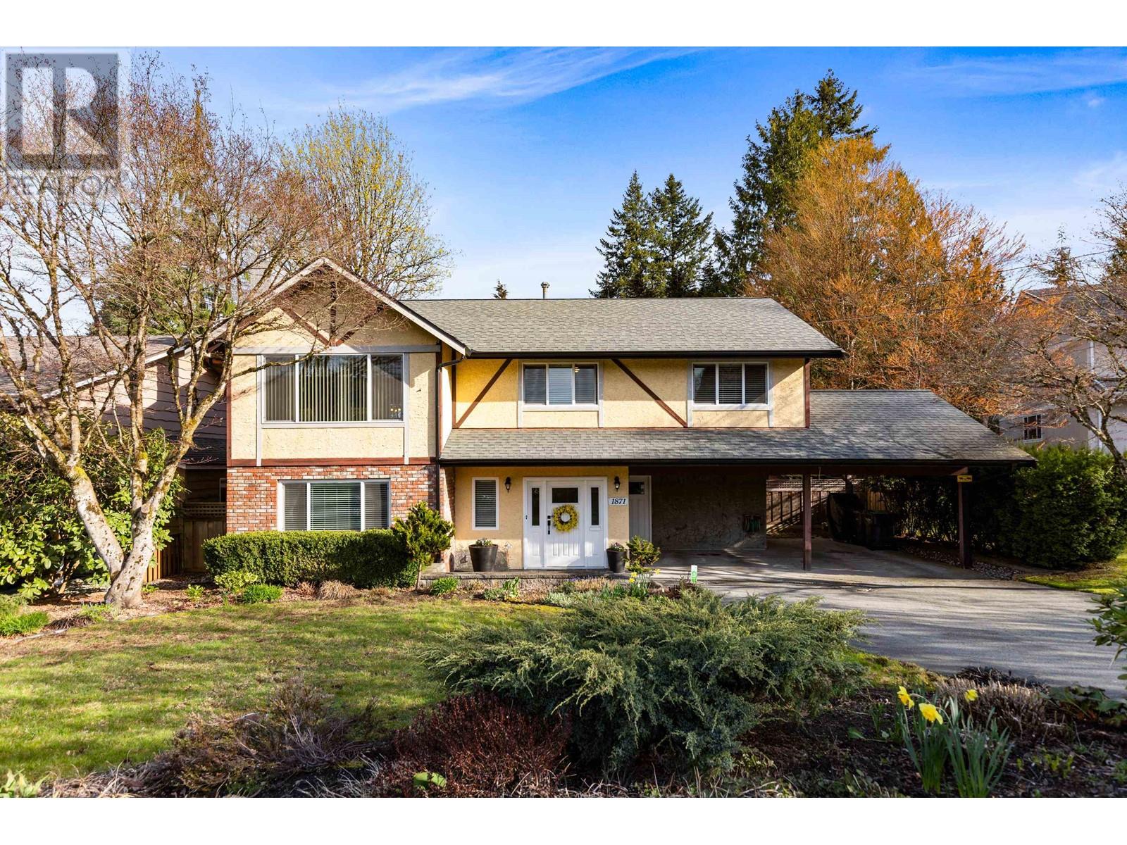 1871 Bowman Avenue, Coquitlam, British Columbia  V3J 6E1 - Photo 1 - R2868075