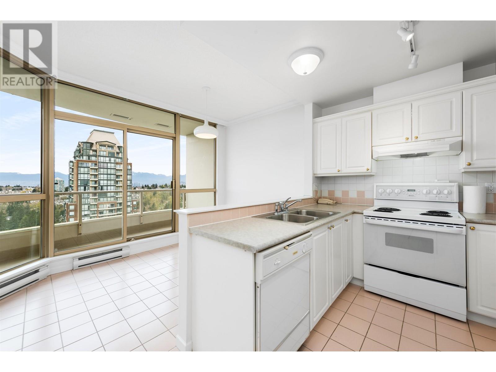 2501 6838 Station Hill Drive, Burnaby, British Columbia  V3N 5A4 - Photo 10 - R2868015