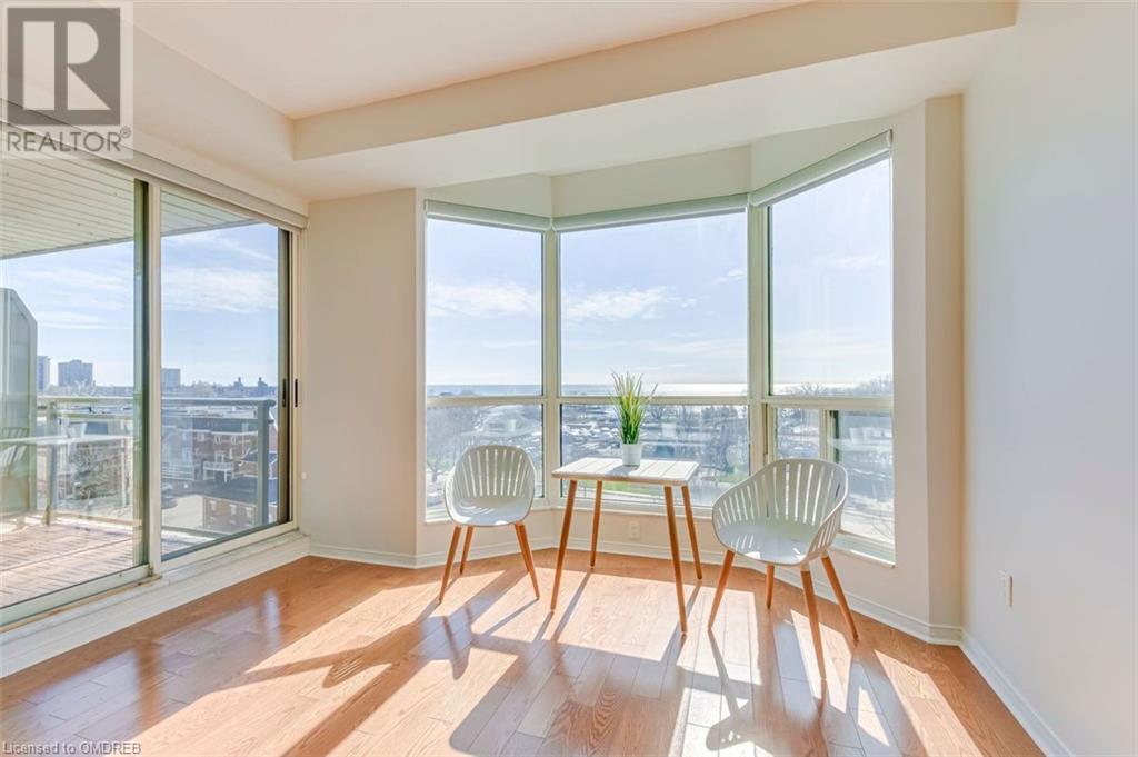 2511 Lakeshore Road Unit# 709, Oakville, Ontario  L6L 6L9 - Photo 1 - 40568040