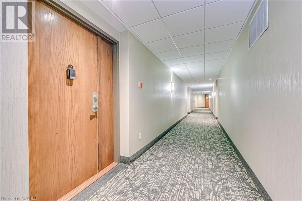 2511 Lakeshore Road Unit# 709, Oakville, Ontario  L6L 6L9 - Photo 6 - 40568040