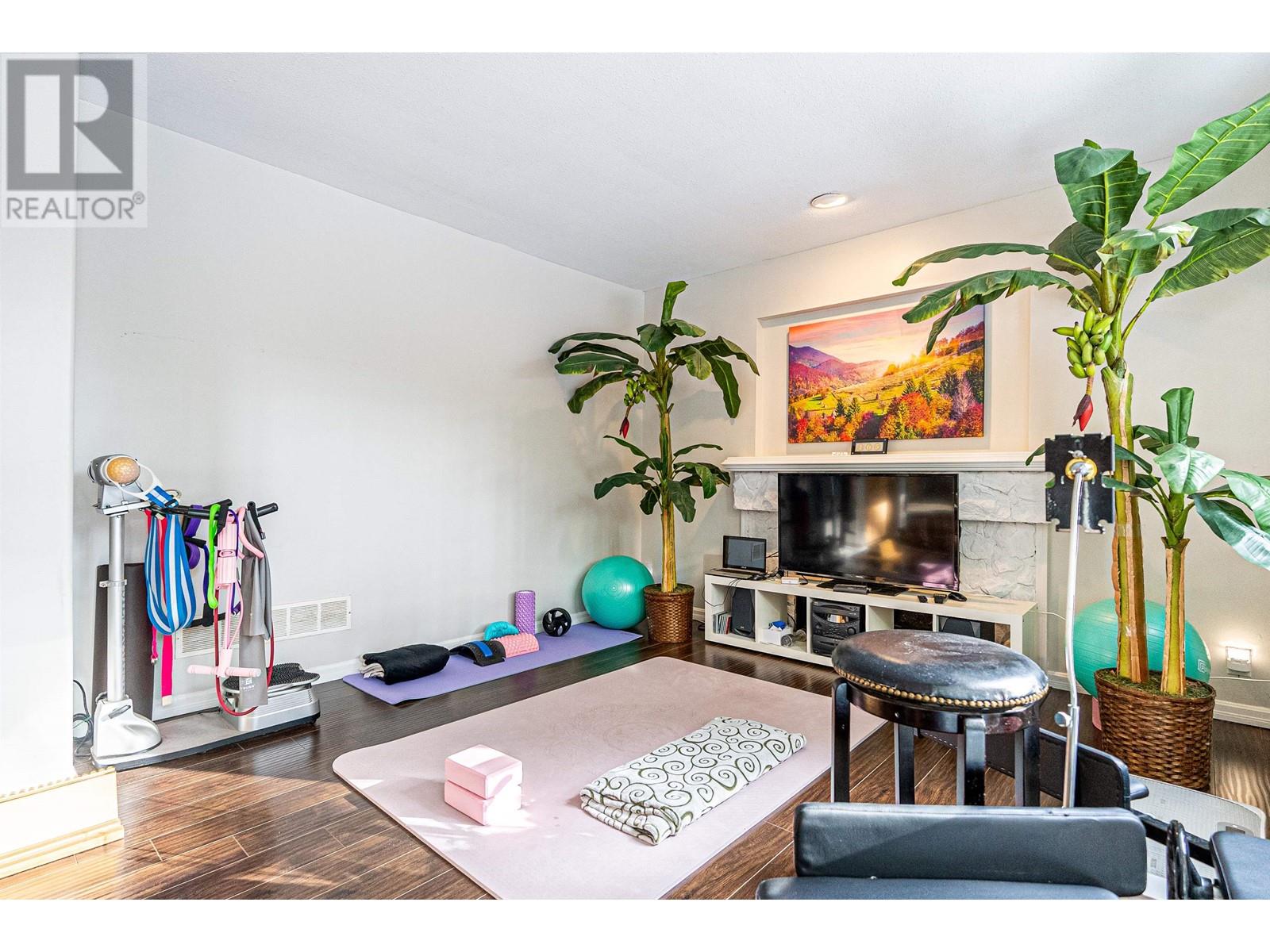 1518 Tanglewood Lane, Coquitlam, British Columbia  V3E 2V2 - Photo 6 - R2867971