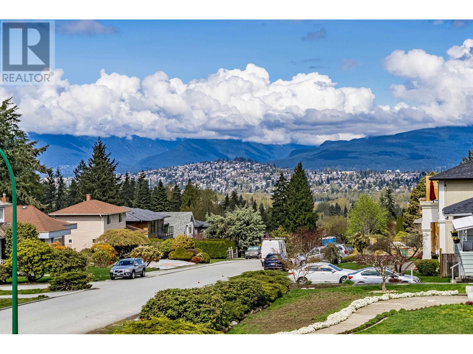 6660 - 6662 Stanley Street, Burnaby, British Columbia  V5E 1T8 - Photo 1 - R2868099