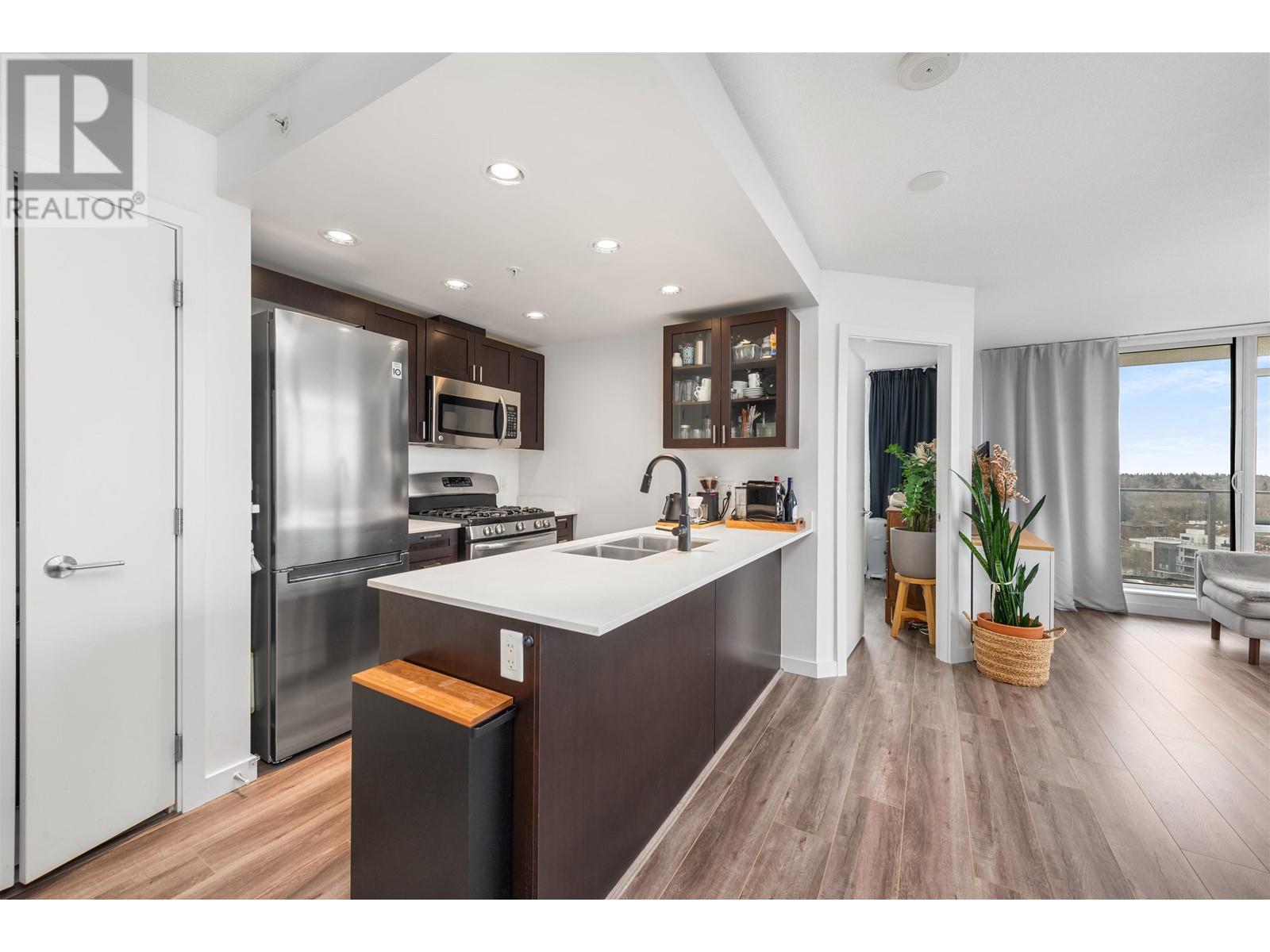 1907 4815 Eldorado Mews, Vancouver, British Columbia  V5R 0B2 - Photo 4 - R2868097