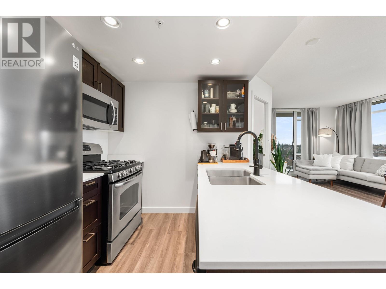 1907 4815 Eldorado Mews, Vancouver, British Columbia  V5R 0B2 - Photo 9 - R2868097