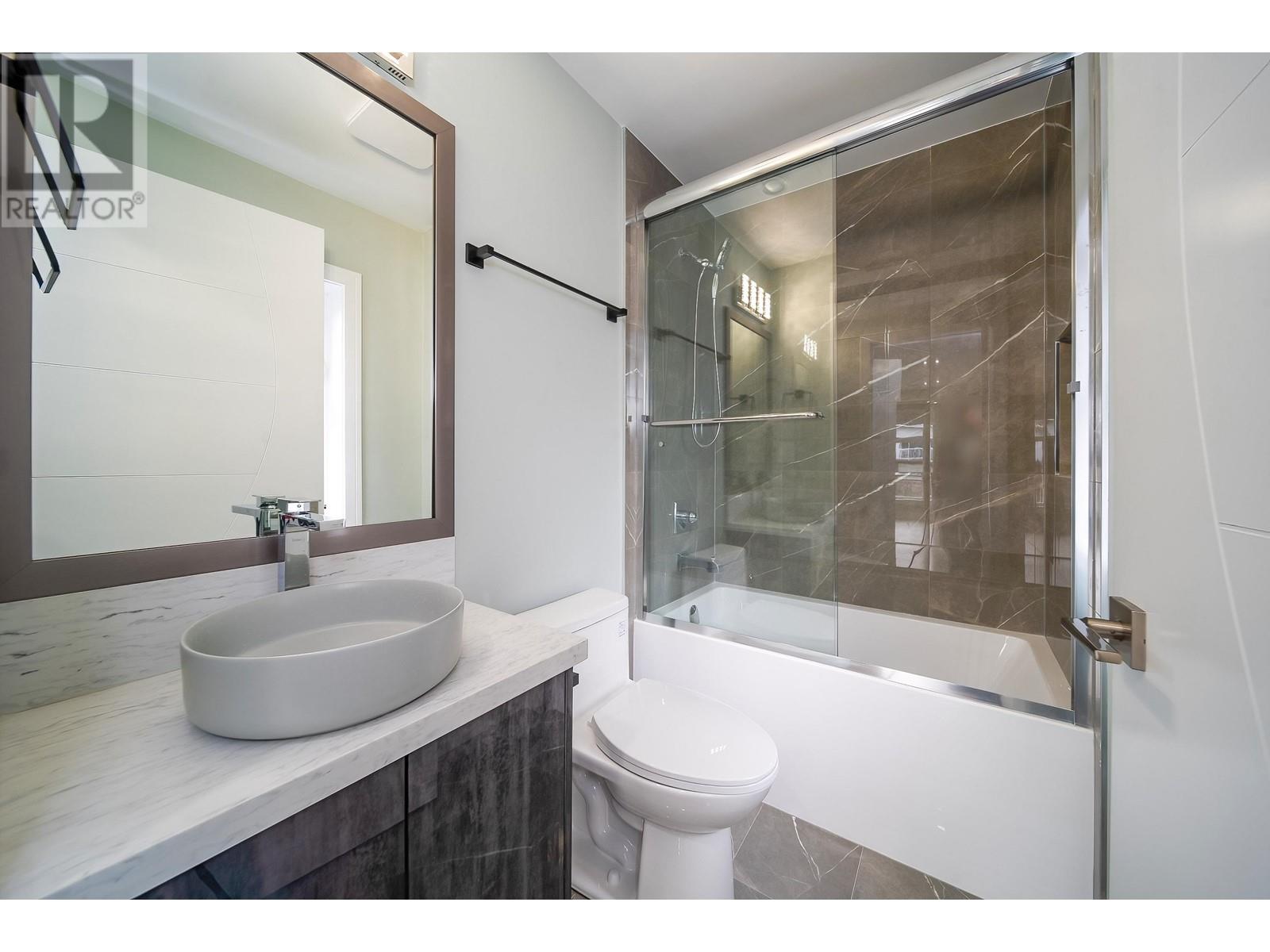 5352 Lanark Street, Vancouver, British Columbia  V5P 2Y1 - Photo 12 - R2868107