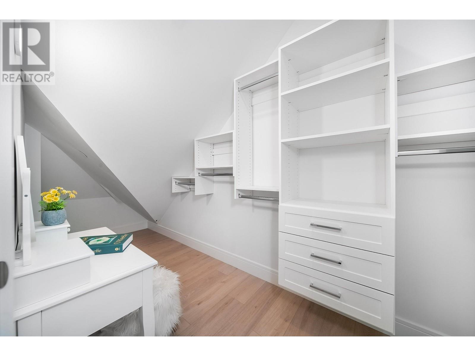 5352 Lanark Street, Vancouver, British Columbia  V5P 2Y1 - Photo 15 - R2868107