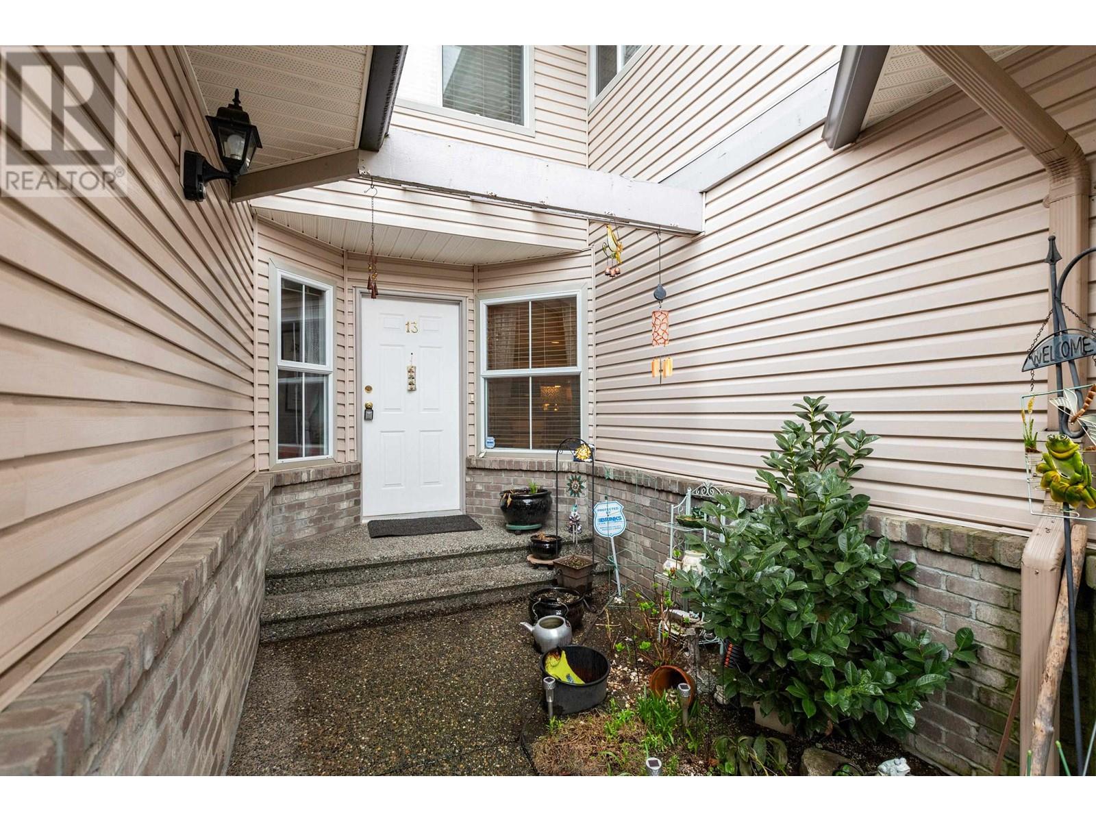 13 19060 Ford Road, Pitt Meadows, British Columbia  V3Y 2M2 - Photo 4 - R2868113