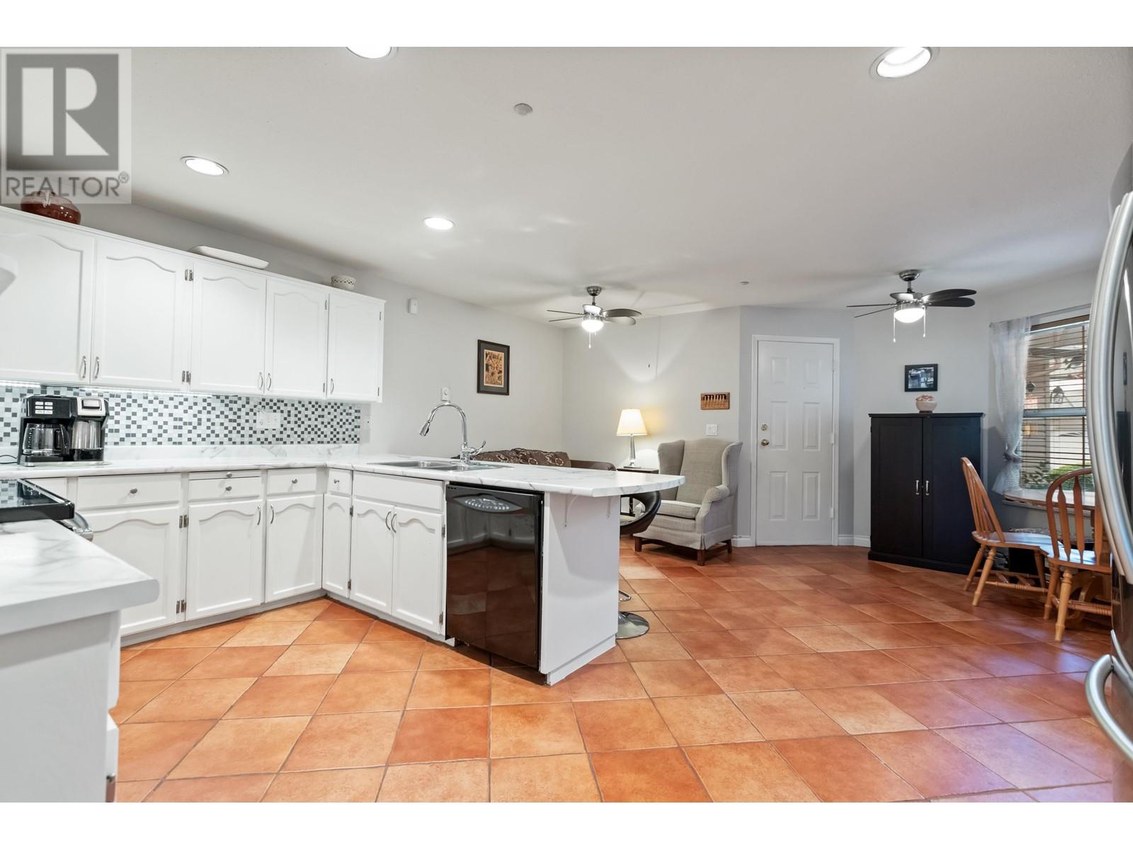 13 19060 Ford Road, Pitt Meadows, British Columbia  V3Y 2M2 - Photo 9 - R2868113