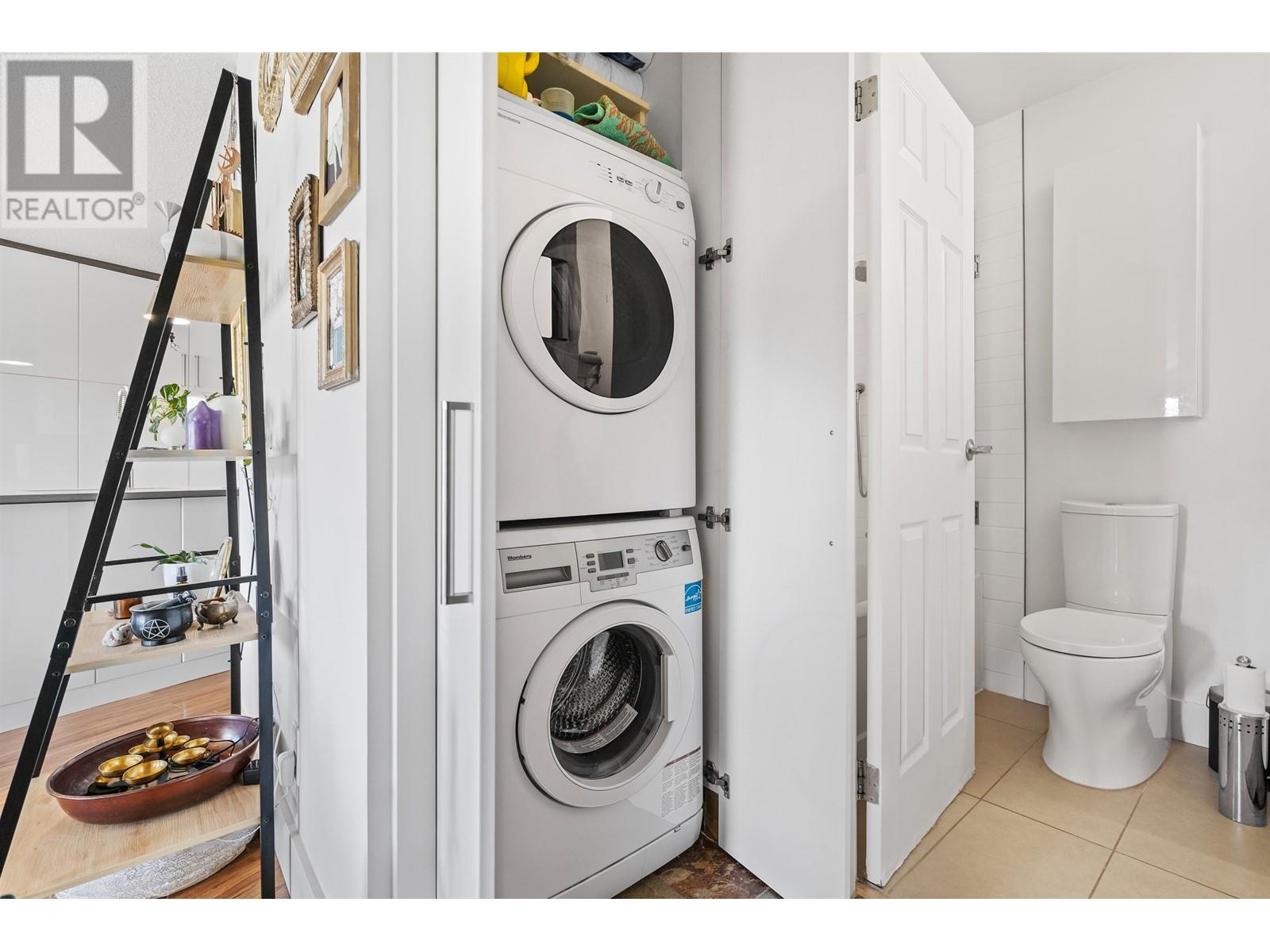 301 2222 Prince Edward Street, Vancouver, British Columbia  V5T 4M6 - Photo 11 - R2868115