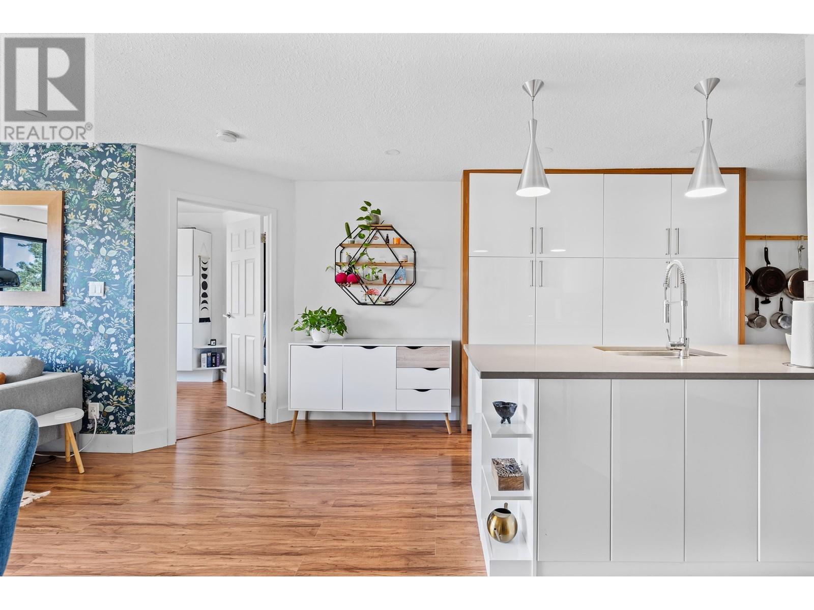 301 2222 Prince Edward Street, Vancouver, British Columbia  V5T 4M6 - Photo 16 - R2868115