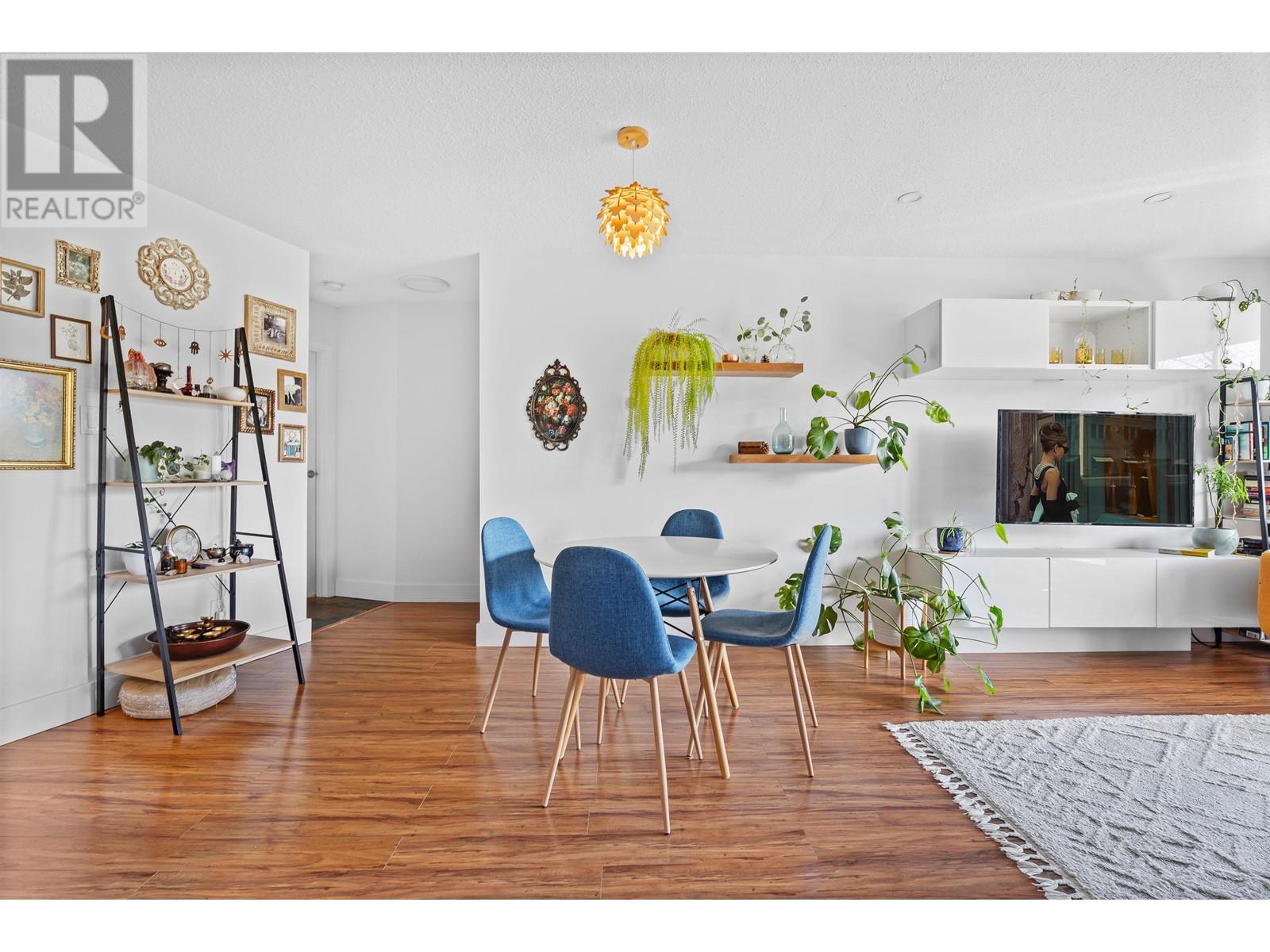 301 2222 Prince Edward Street, Vancouver, British Columbia  V5T 4M6 - Photo 6 - R2868115