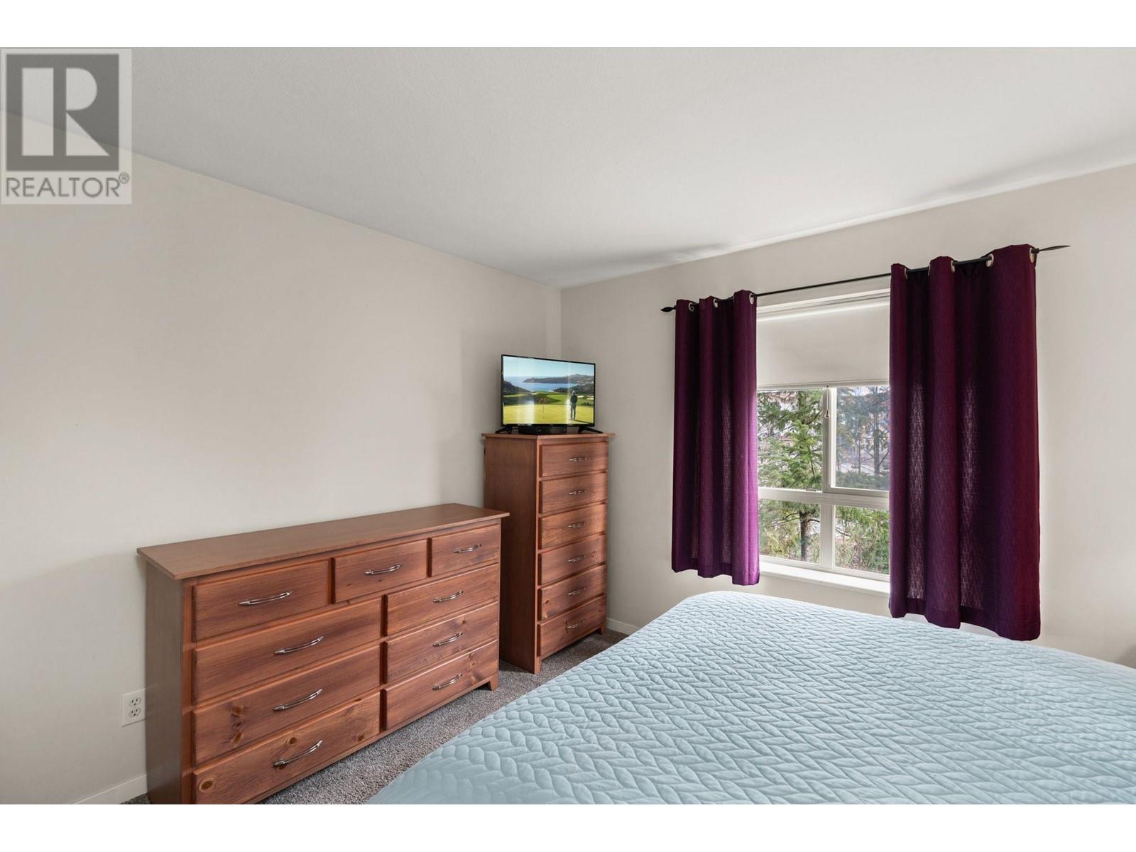 302 11667 Haney Bypass, Maple Ridge, British Columbia  V2X 8W9 - Photo 14 - R2868169