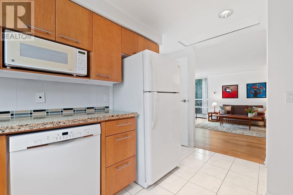 3f 139 Drake Street, Vancouver, British Columbia  V6Z 2T8 - Photo 11 - R2868175
