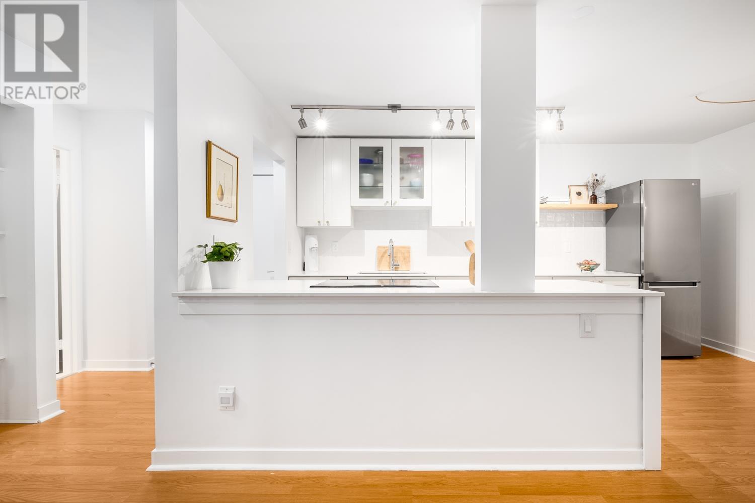 320 680 E 5th Avenue, Vancouver, British Columbia  V5T 1J2 - Photo 9 - R2868190