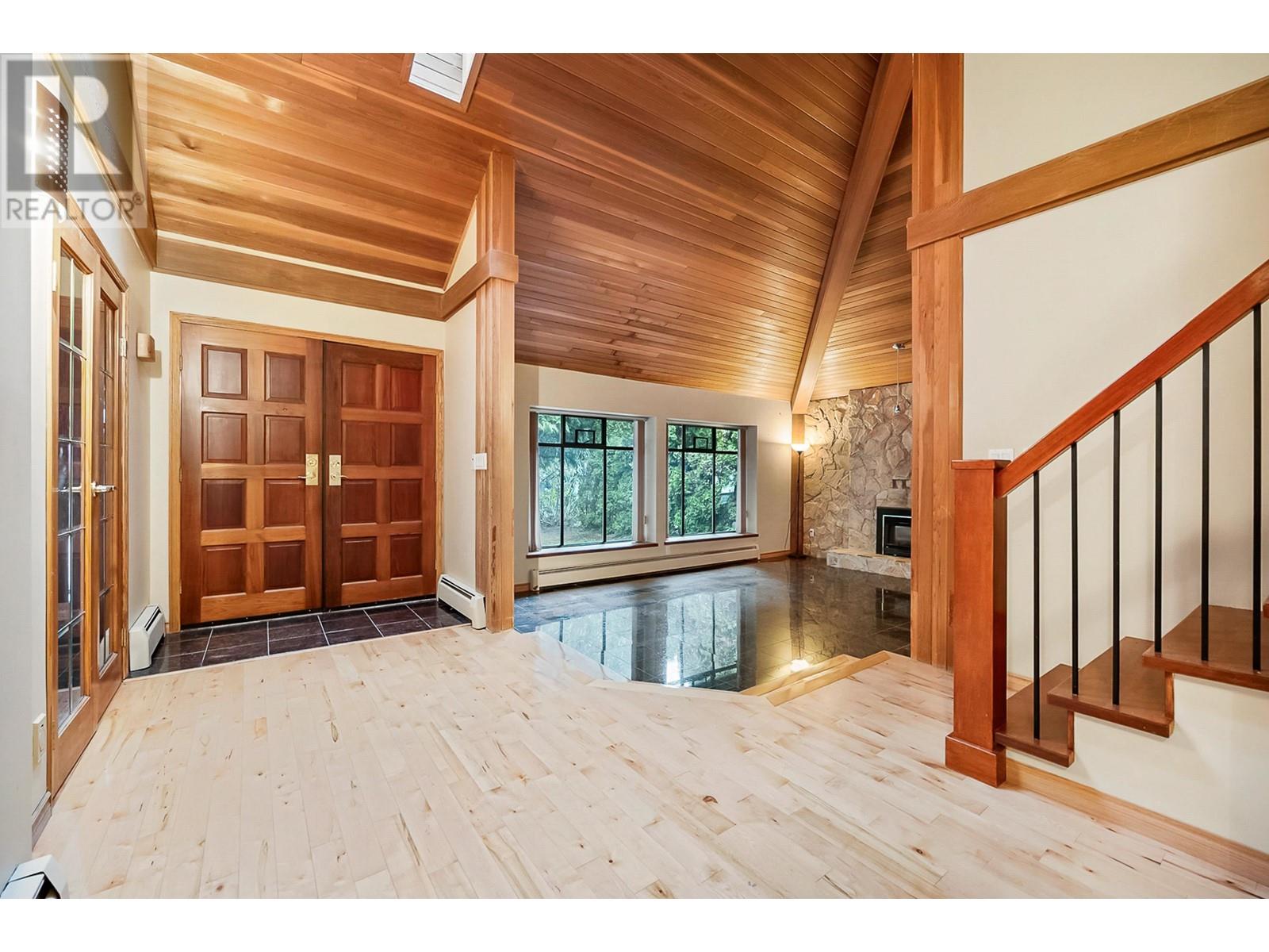 21576 124 Avenue, Maple Ridge, British Columbia  V2X 4H3 - Photo 23 - R2868110