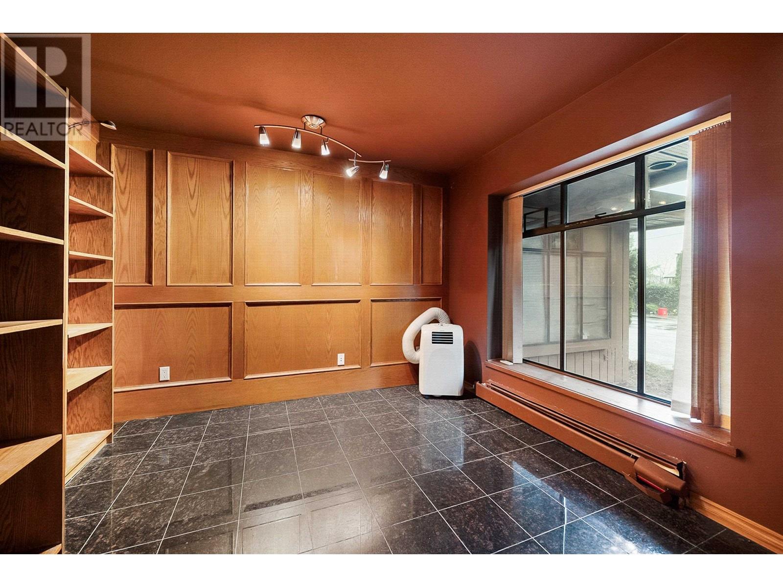 21576 124 Avenue, Maple Ridge, British Columbia  V2X 4H3 - Photo 24 - R2868110