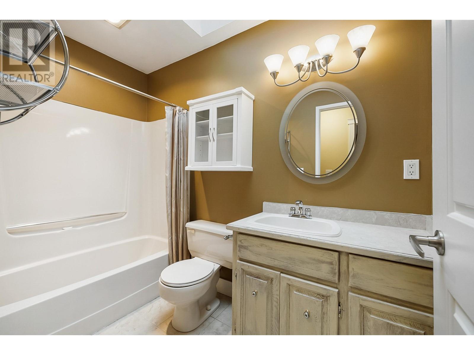 21576 124 Avenue, Maple Ridge, British Columbia  V2X 4H3 - Photo 33 - R2868110