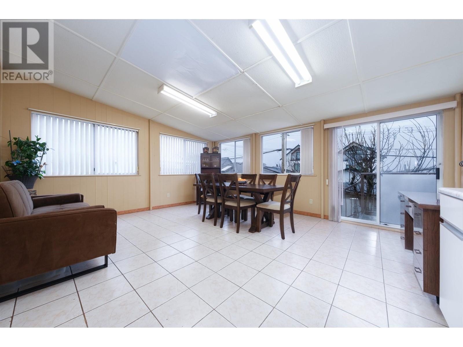 1943 Parker Street, Vancouver, British Columbia  V5L 2L2 - Photo 11 - R2868160