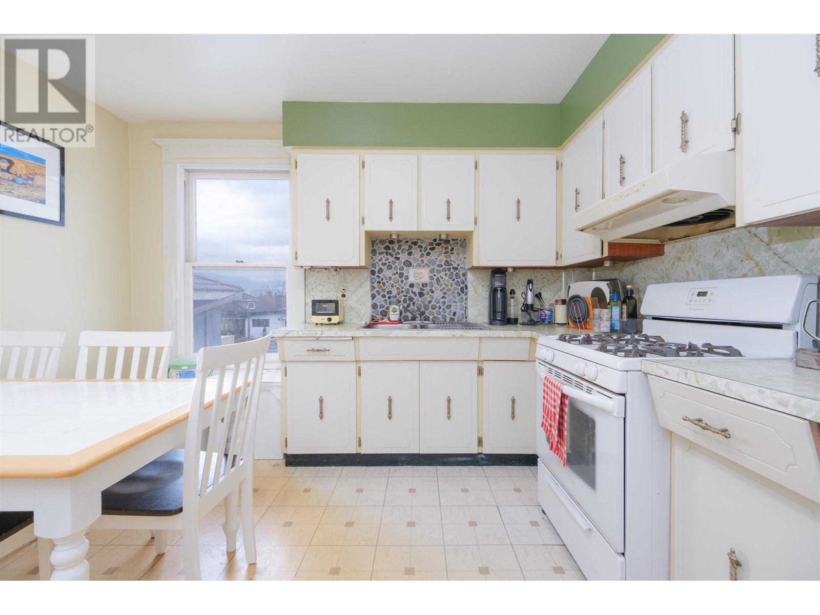 1943 Parker Street, Vancouver, British Columbia  V5L 2L2 - Photo 17 - R2868160
