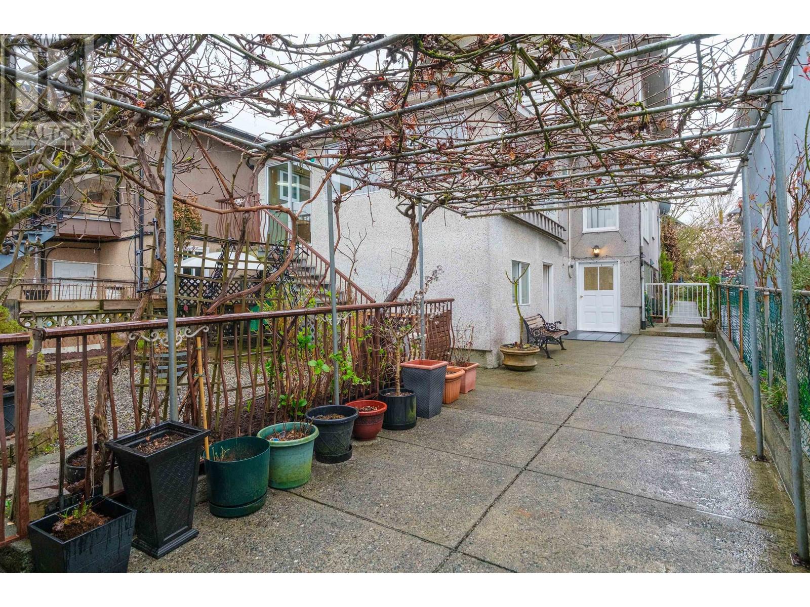 1943 Parker Street, Vancouver, British Columbia  V5L 2L2 - Photo 34 - R2868160