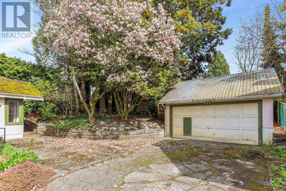 2535 Sw Marine Drive, Vancouver, British Columbia  V6P 6C3 - Photo 3 - R2868174