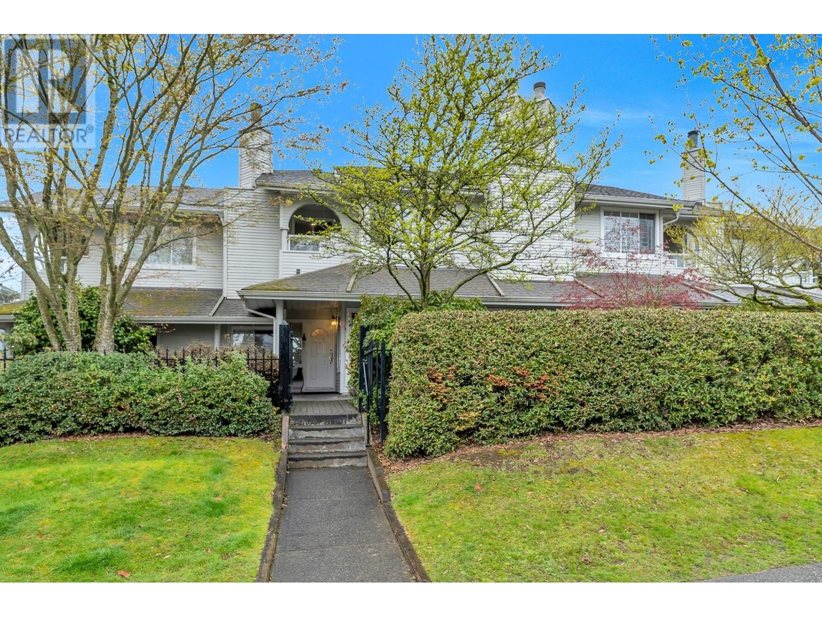 7661 Manitoba Street, Vancouver, British Columbia  V5X 4S9 - Photo 1 - R2865446