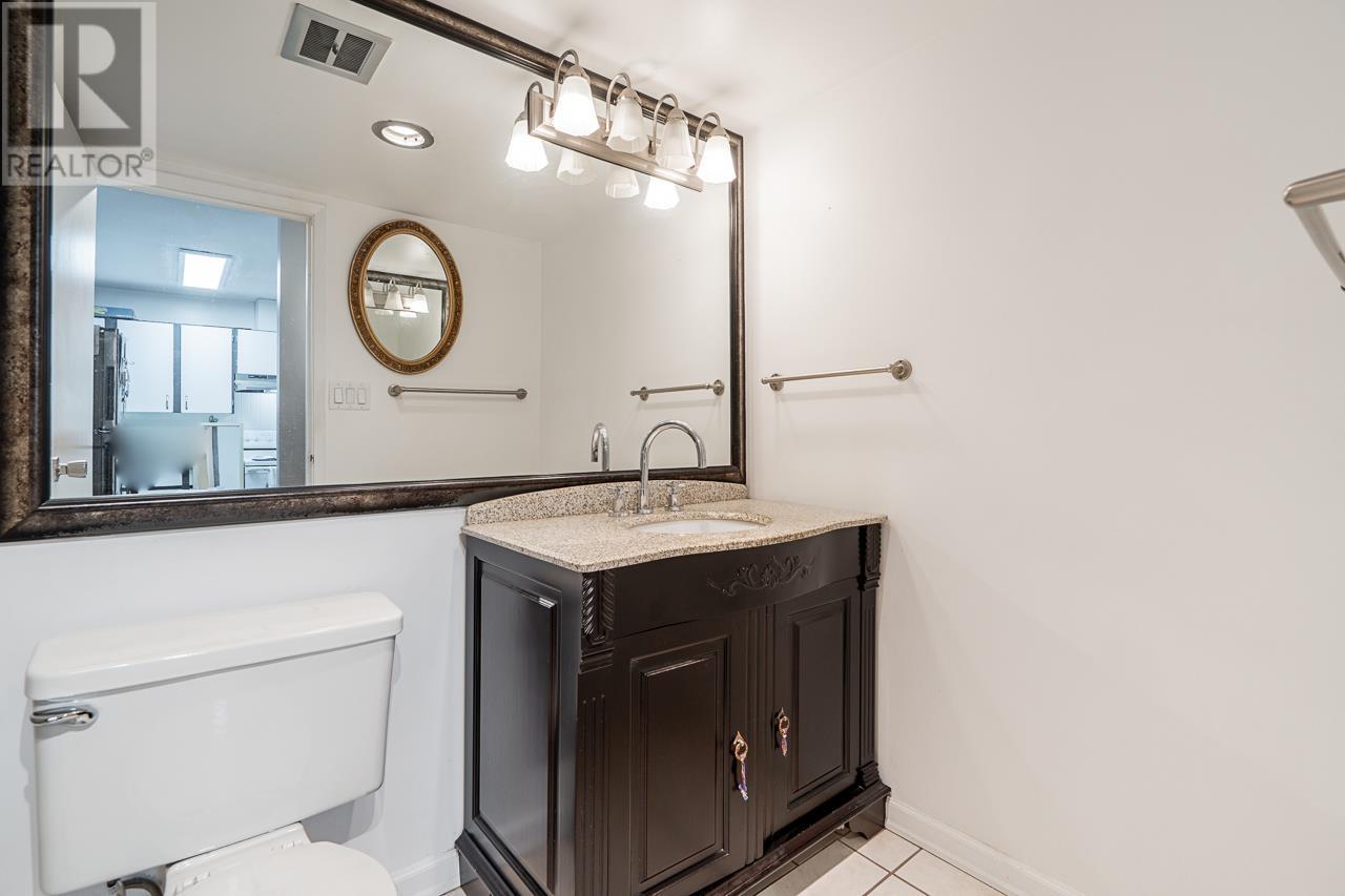 205 3755 Bartlett Court, Burnaby, British Columbia  V3J 7G7 - Photo 17 - R2867838