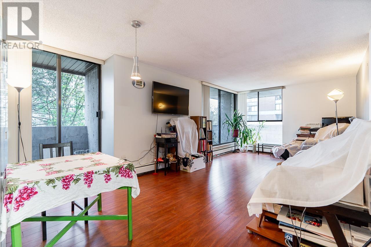 205 3755 Bartlett Court, Burnaby, British Columbia  V3J 7G7 - Photo 10 - R2867838