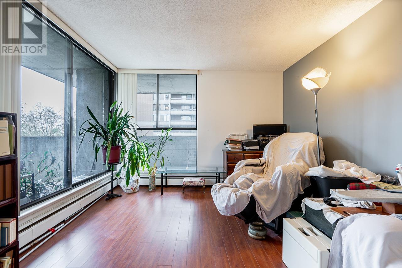 205 3755 Bartlett Court, Burnaby, British Columbia  V3J 7G7 - Photo 12 - R2867838