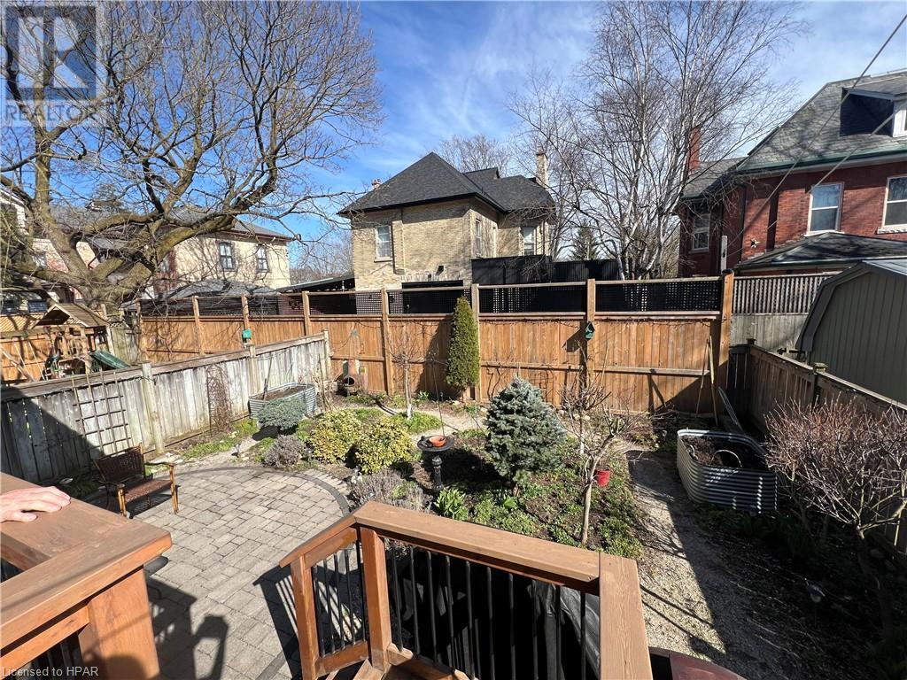 141 Birmingham Street, Stratford, Ontario  N5A 2T1 - Photo 33 - 40566288