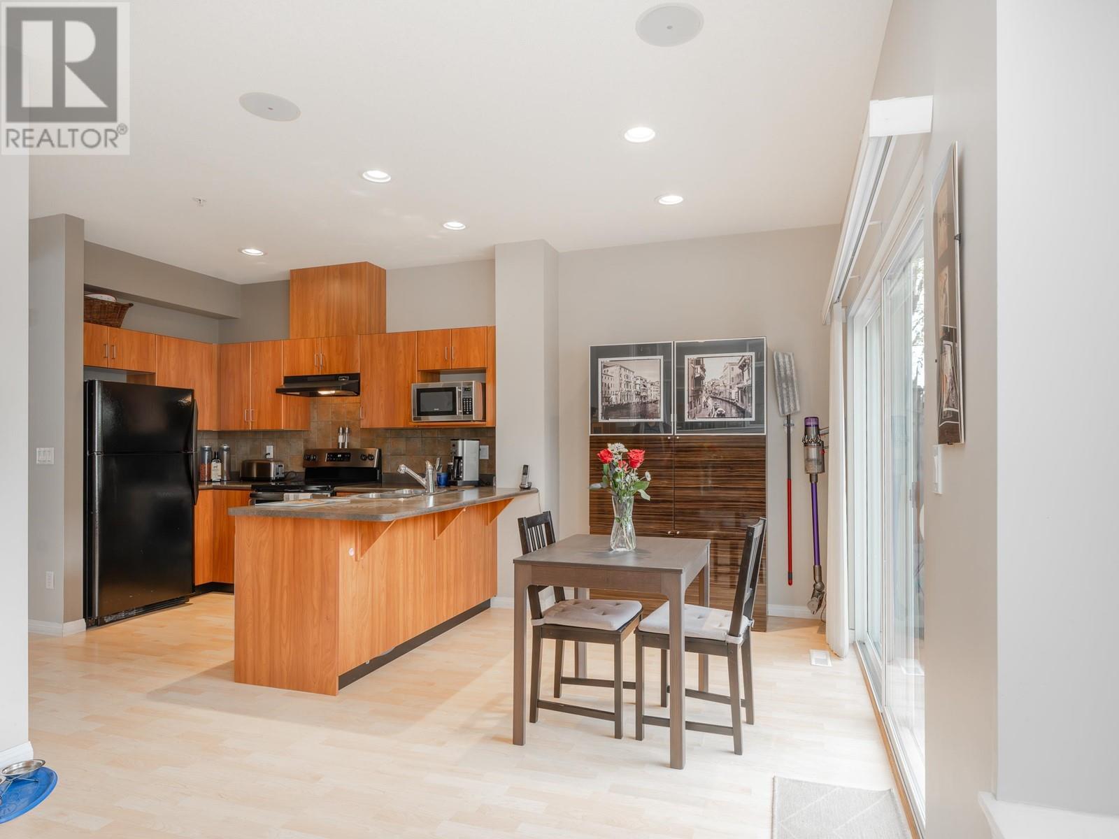 99 1055 Riverwood Gate, Port Coquitlam, British Columbia  V3B 8C3 - Photo 18 - R2868150