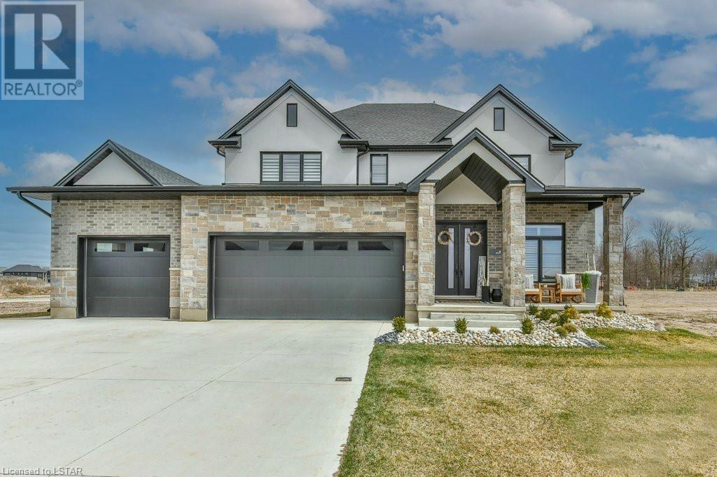 4 SYCAMORE Road, Talbotville, 6 Bedrooms Bedrooms, ,6 BathroomsBathrooms,Single Family,For Sale,SYCAMORE,40567641