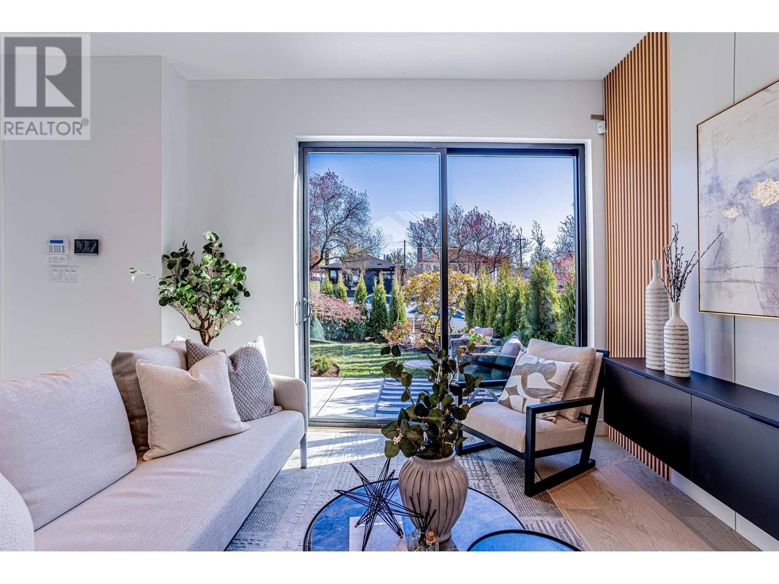 1 1019 39th Avenue, Vancouver, British Columbia  V5W 1K9 - Photo 5 - R2868053