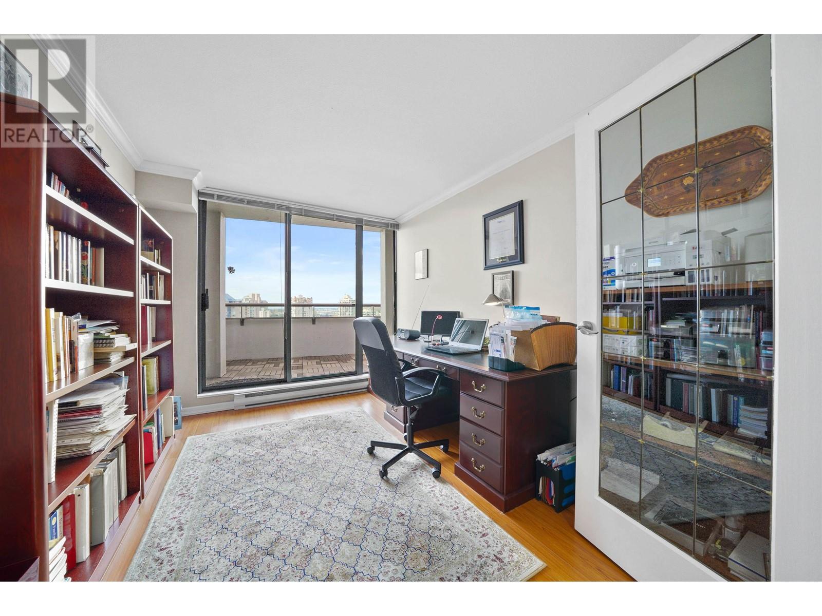 Ph3 98 Tenth Street, New Westminster, British Columbia  V3M 6L8 - Photo 4 - R2867637