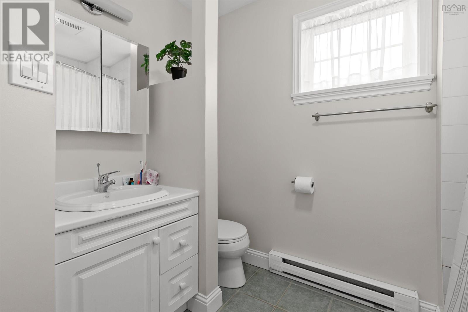6129 Cedar Street, Halifax, Nova Scotia  B3H 2J6 - Photo 38 - 202406547