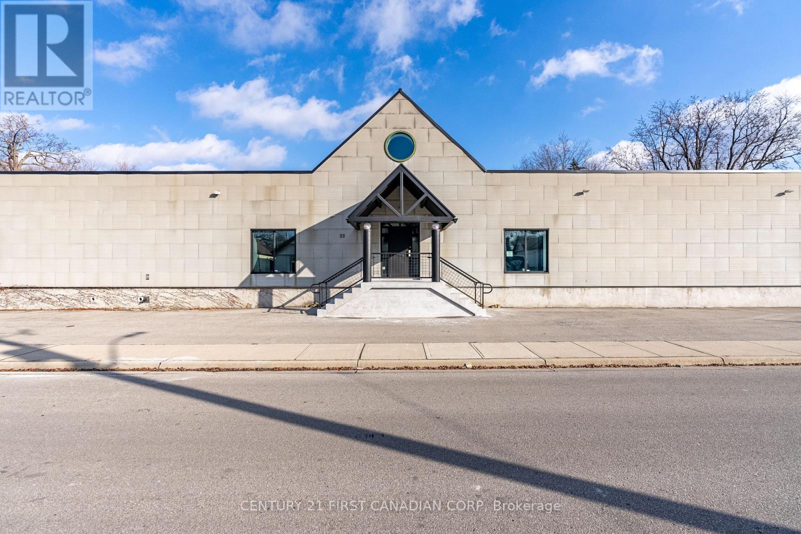 22 Pegler St, London, Ontario  N5Z 2B5 - Photo 3 - X8215312
