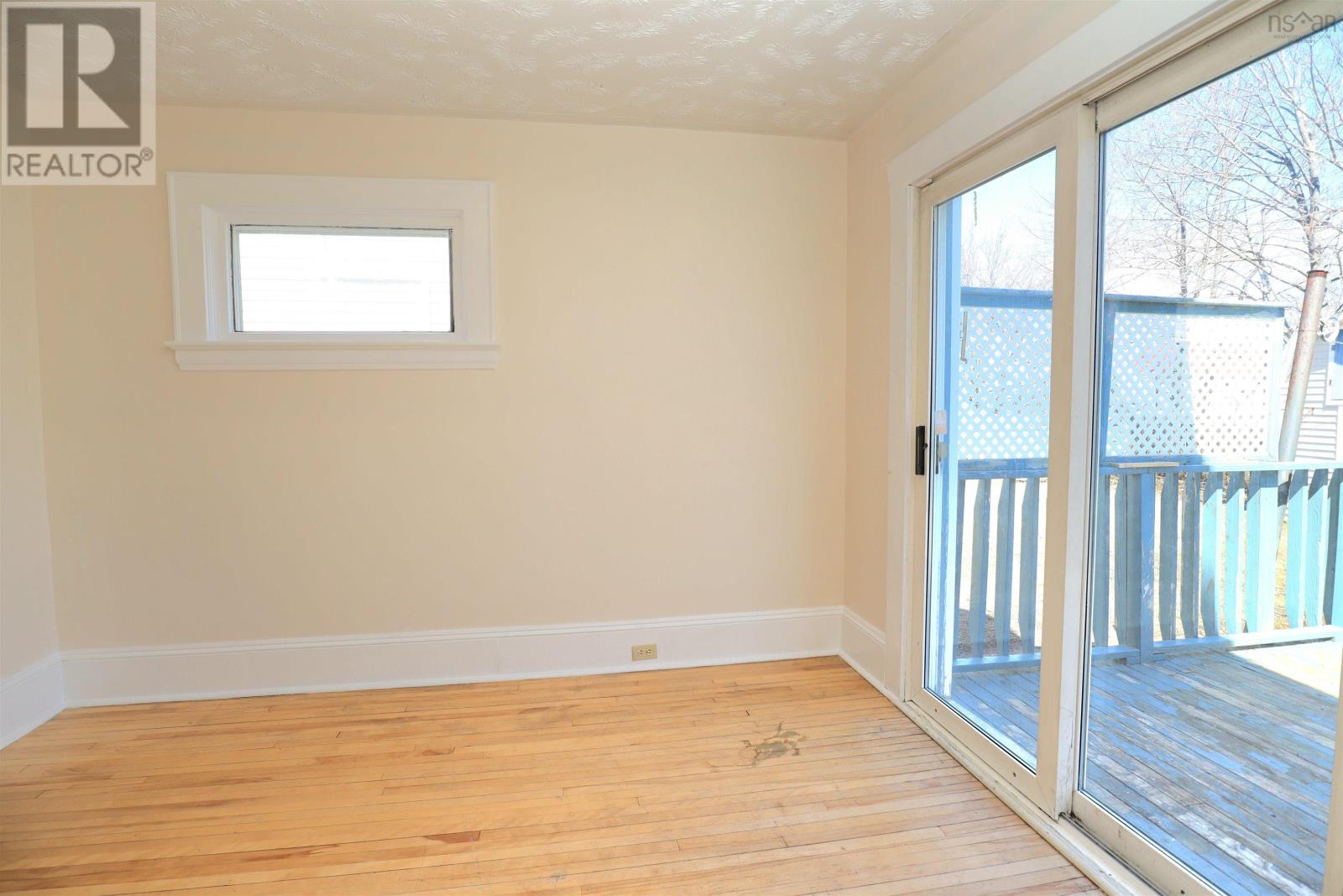 439 Bentinck Street, Sydney, Nova Scotia  B1S 2Y8 - Photo 13 - 202406549