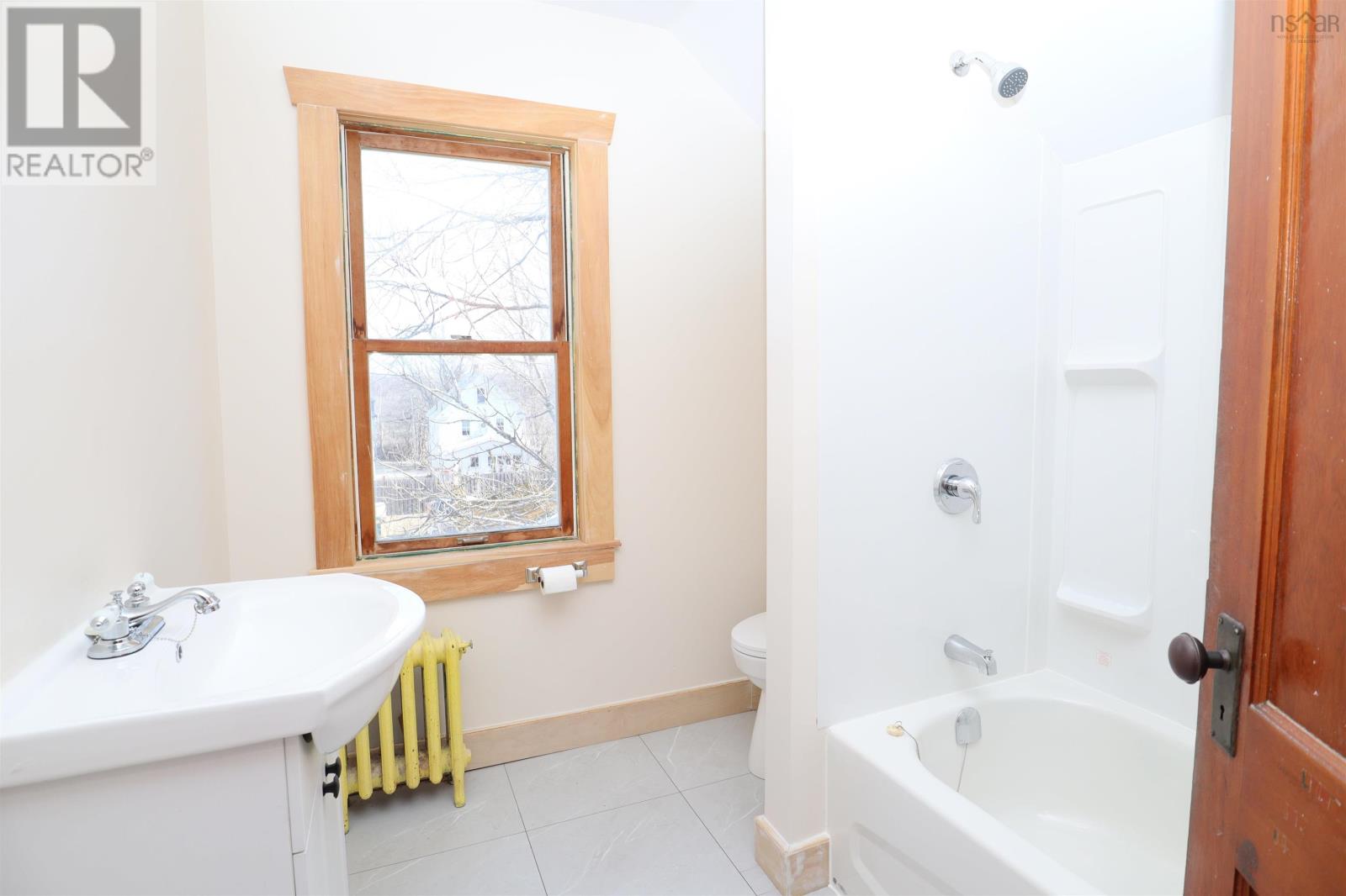439 Bentinck Street, Sydney, Nova Scotia  B1S 2Y8 - Photo 28 - 202406549