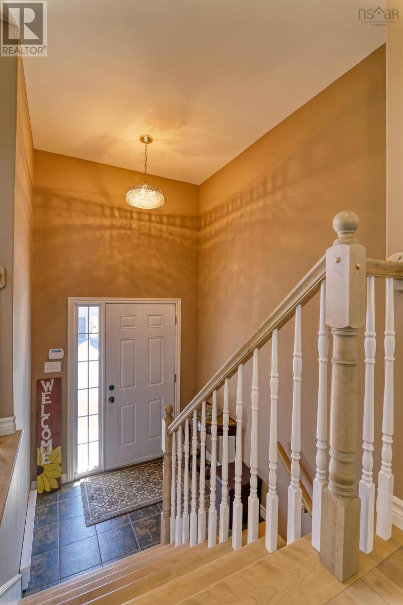 18 Mica Crescent, Halifax, Nova Scotia  B3P 0G8 - Photo 4 - 202406548