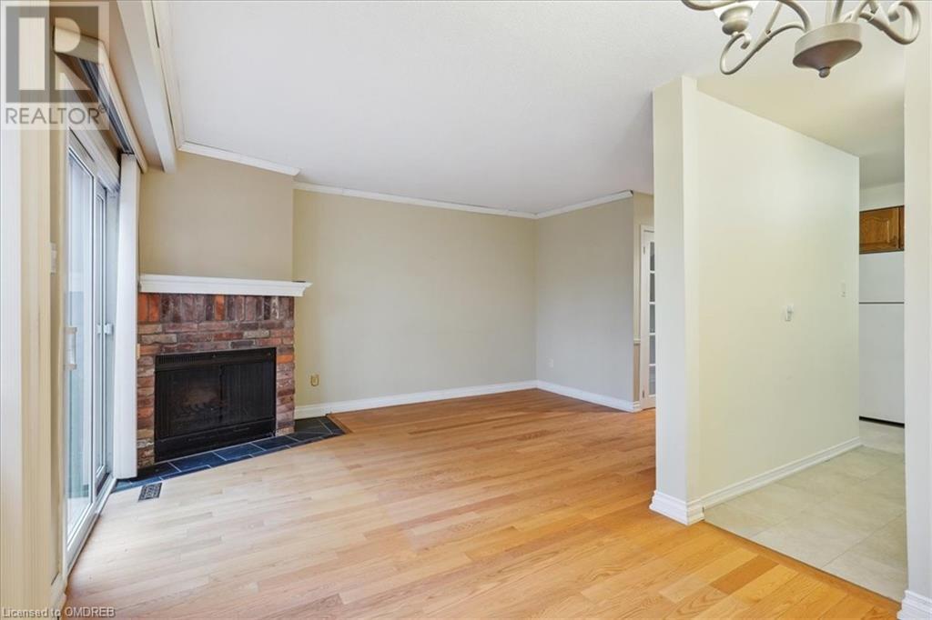 1135 E Mccraney Street E Unit# 16, Oakville, Ontario  L6H 3A3 - Photo 11 - 40567323