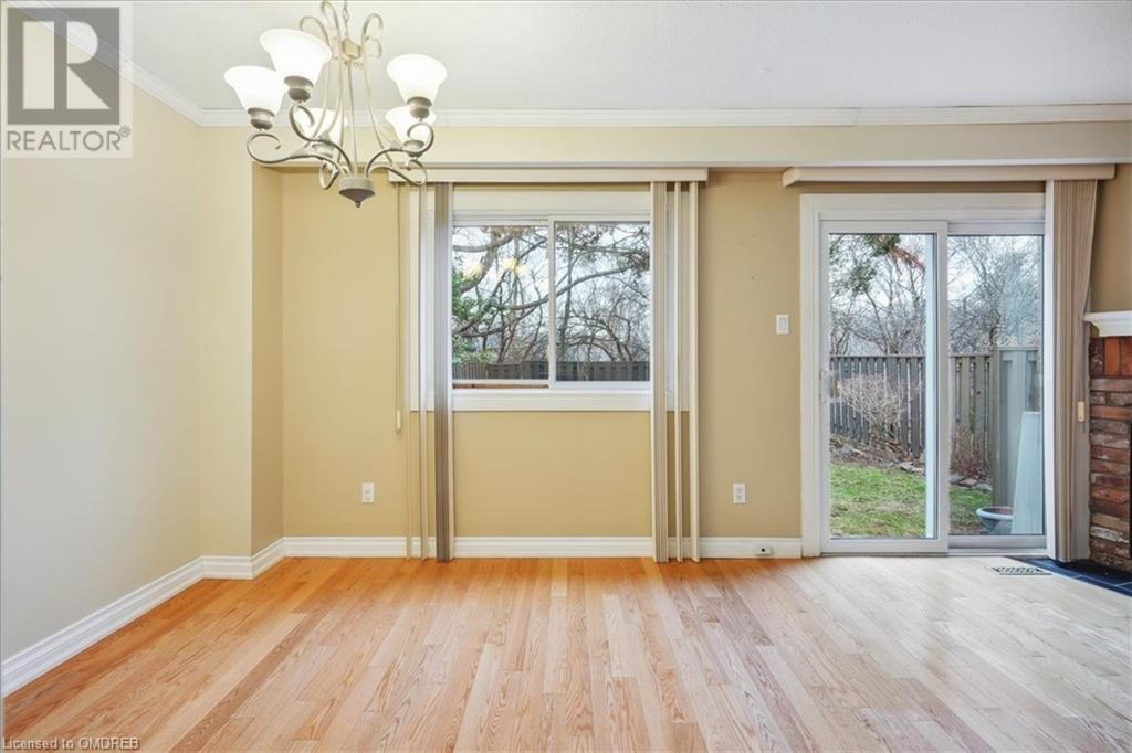 1135 E Mccraney Street E Unit# 16, Oakville, Ontario  L6H 3A3 - Photo 12 - 40567323