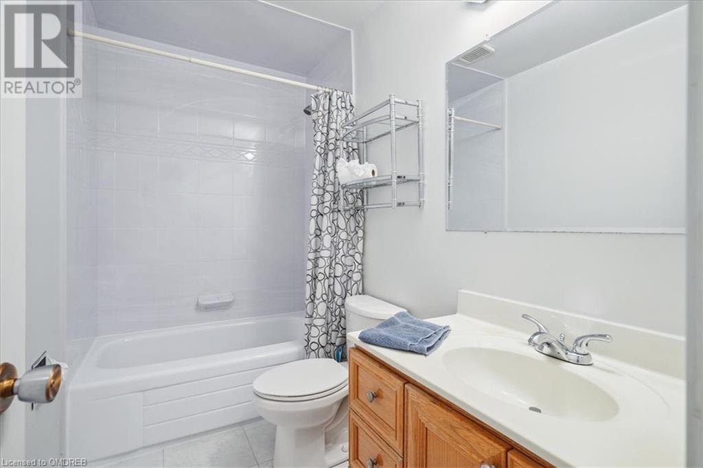 1135 E Mccraney Street E Unit# 16, Oakville, Ontario  L6H 3A3 - Photo 23 - 40567323