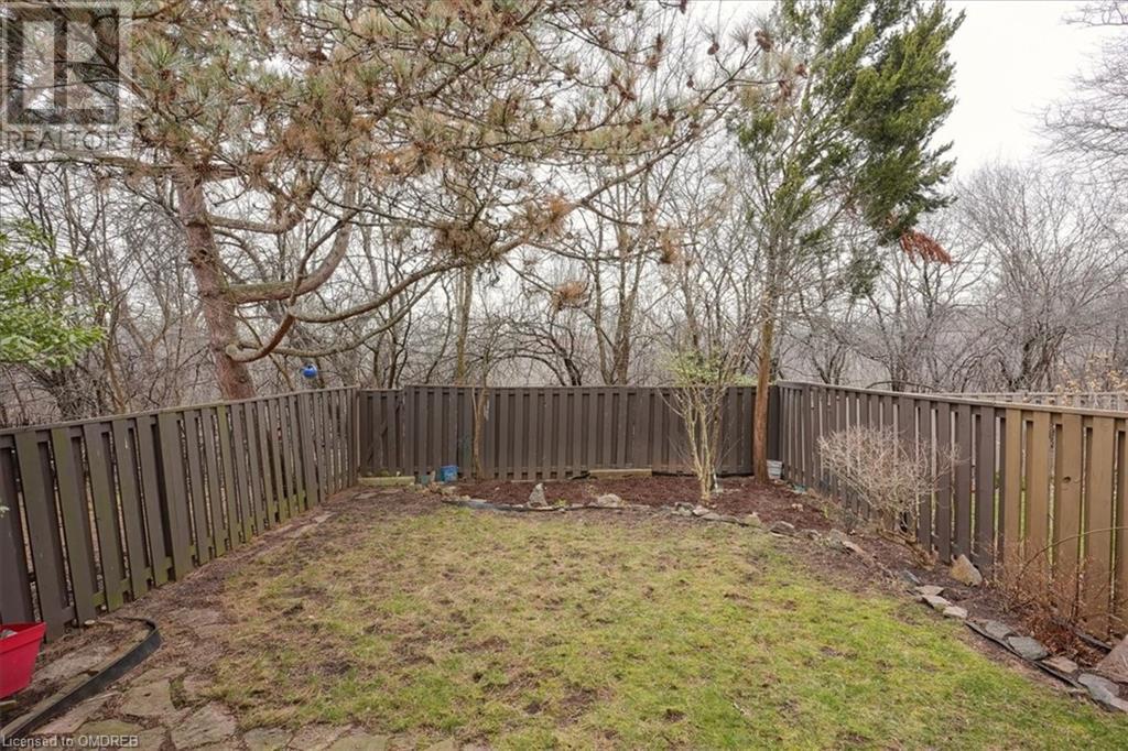 1135 E Mccraney Street E Unit# 16, Oakville, Ontario  L6H 3A3 - Photo 32 - 40567323