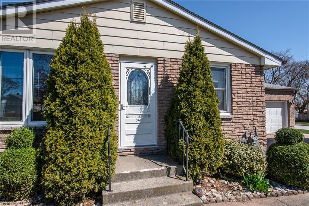 34 Quebec Road, Vanastra, Ontario  N0M 1L0 - Photo 3 - 40568011